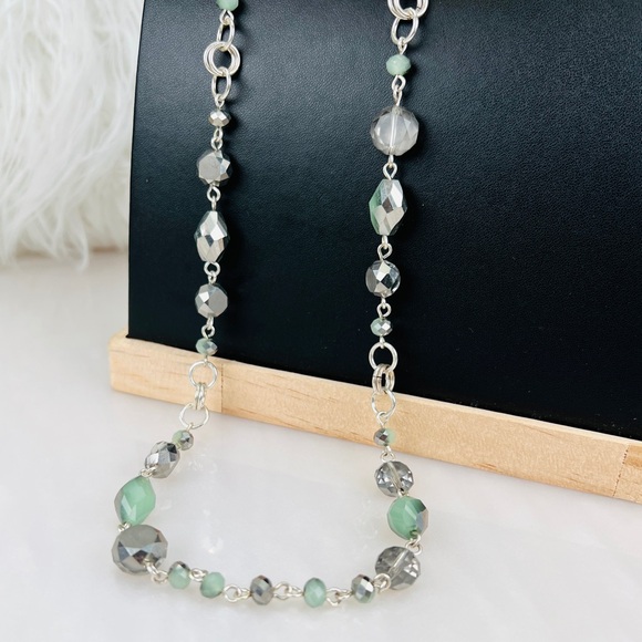 Beautiful weighted, silvertone, colored reflective, bead costume, long necklace - Picture 1 of 9